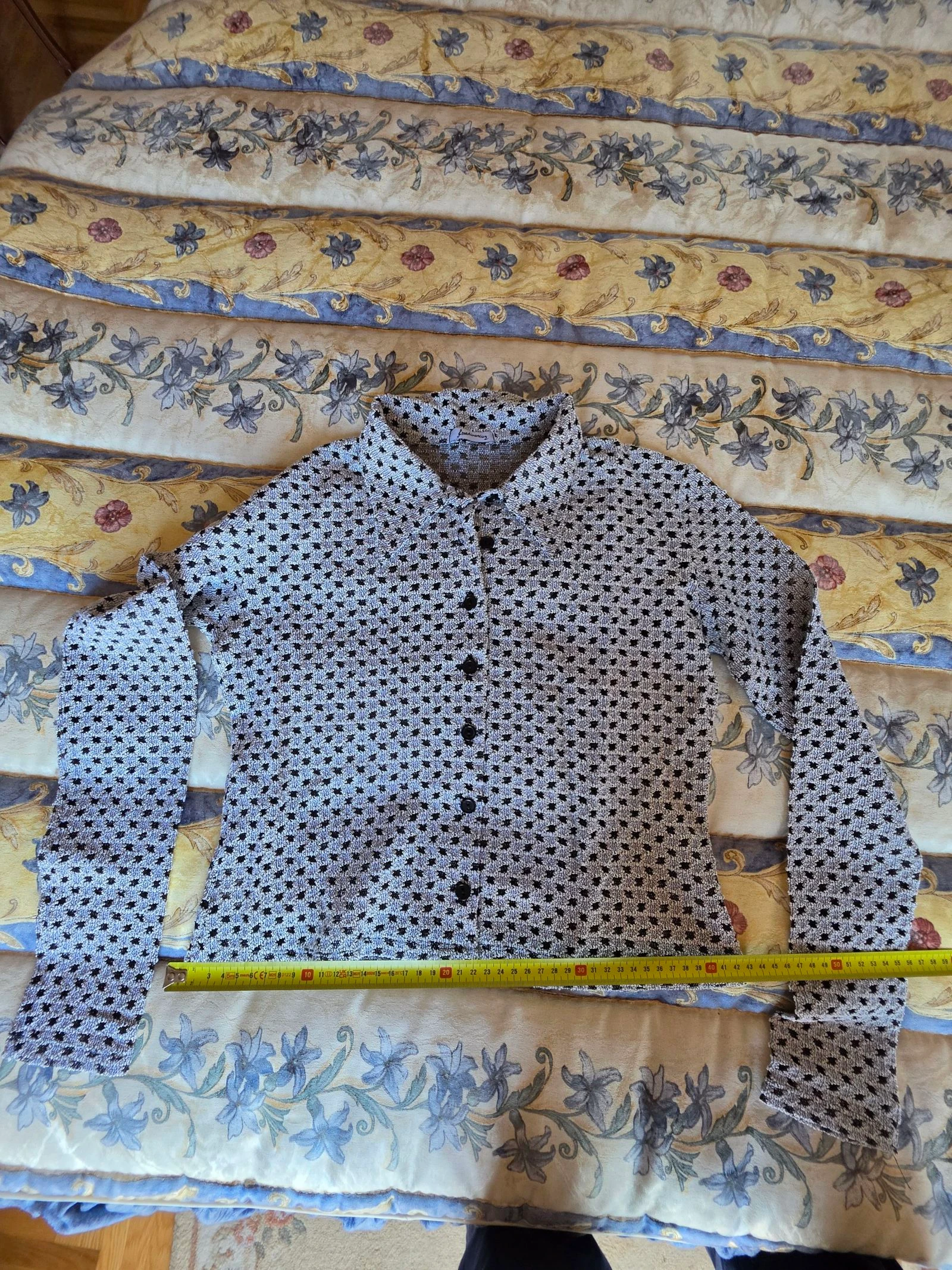 Camisa Stradivarius de renda cinza e preta Tamanho 44 – photo 8